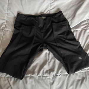 Knockout by Victoria leggings